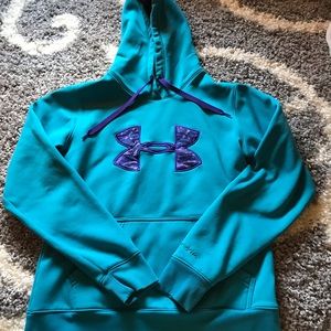 Under Armor Sweatshirt